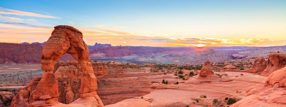 moabutah, travel, canyon, vacation, getaway, natural, landmarks