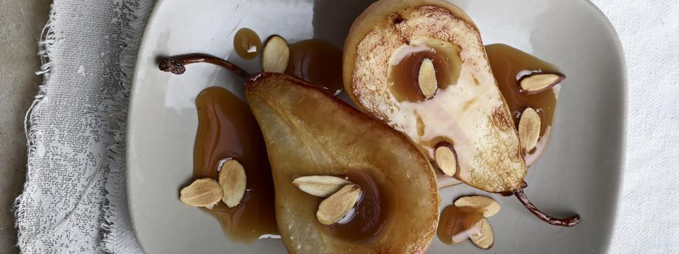 pear, pears, poached, dessert, paleo, vegetarian, vegan