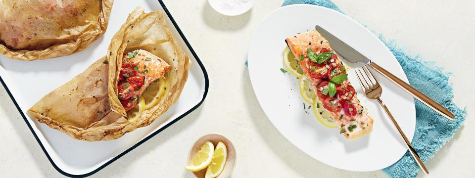 LEMON-HERB SALMON EN PAPILLOTE, recipe