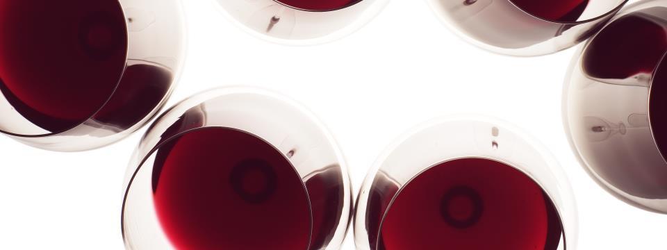 wine, red wine, sulfites, holiday drinking